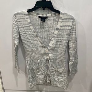 Grey buttoned cardigan